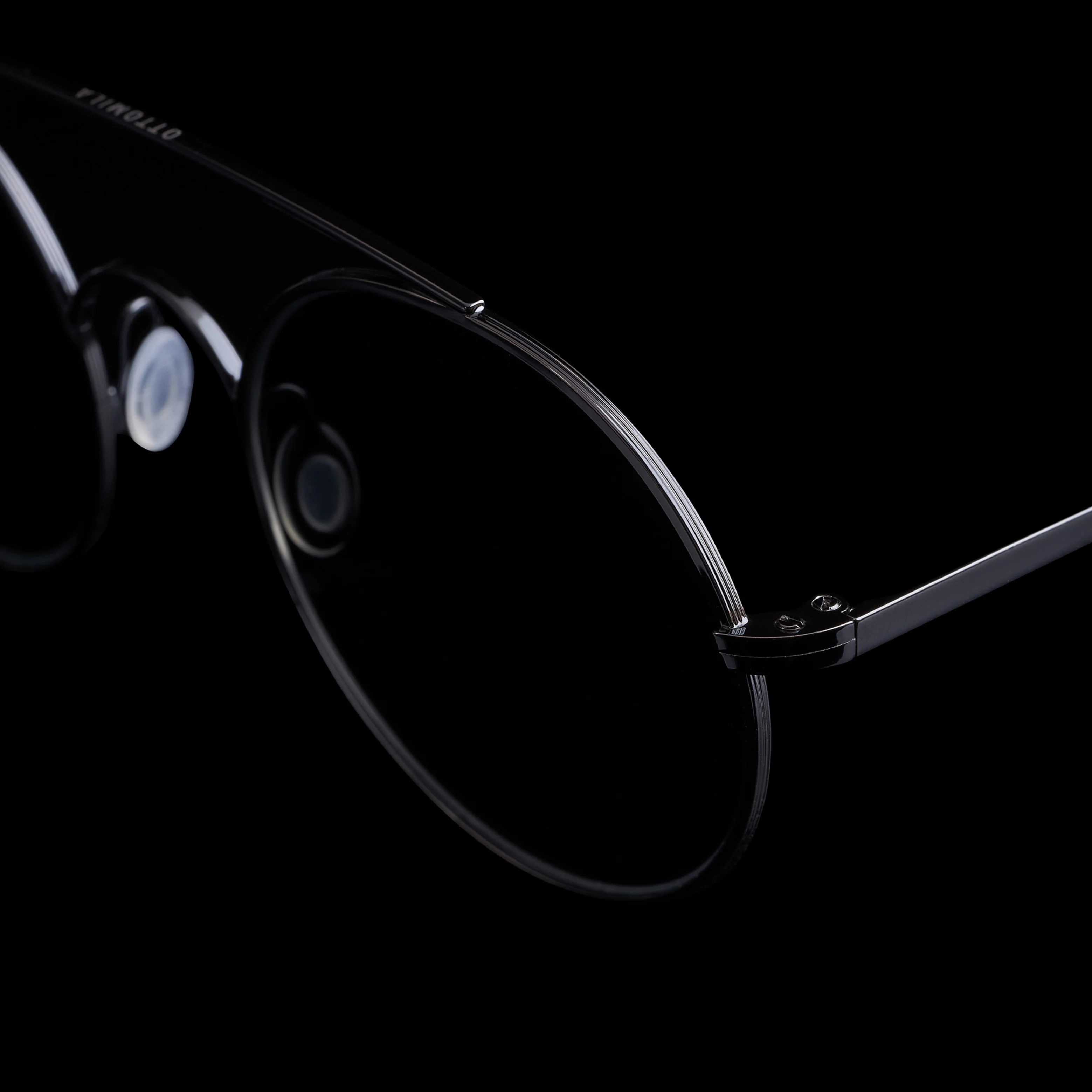 8M6/BKS (Black) - Image 5