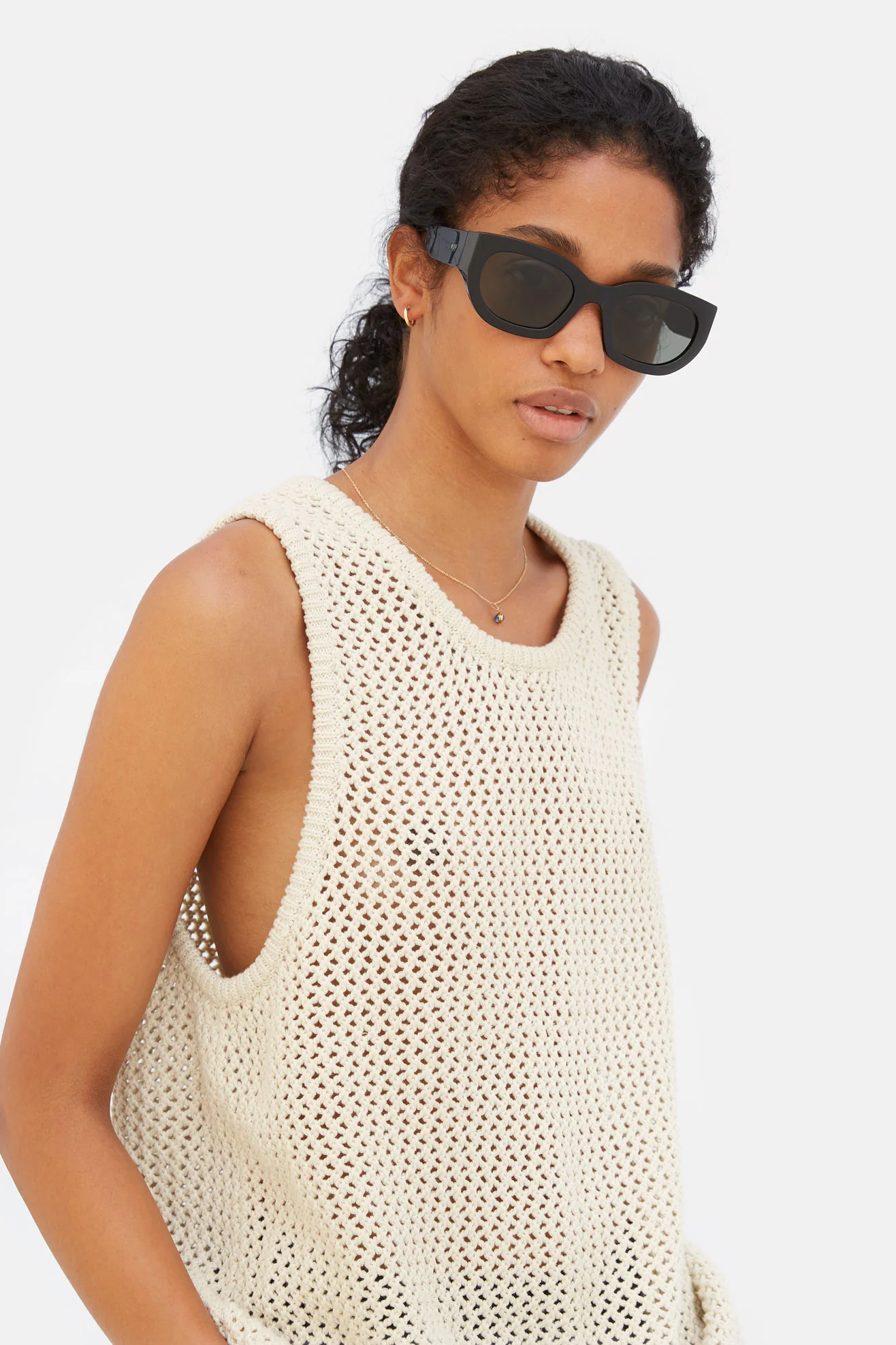 Alva Black - Image 5