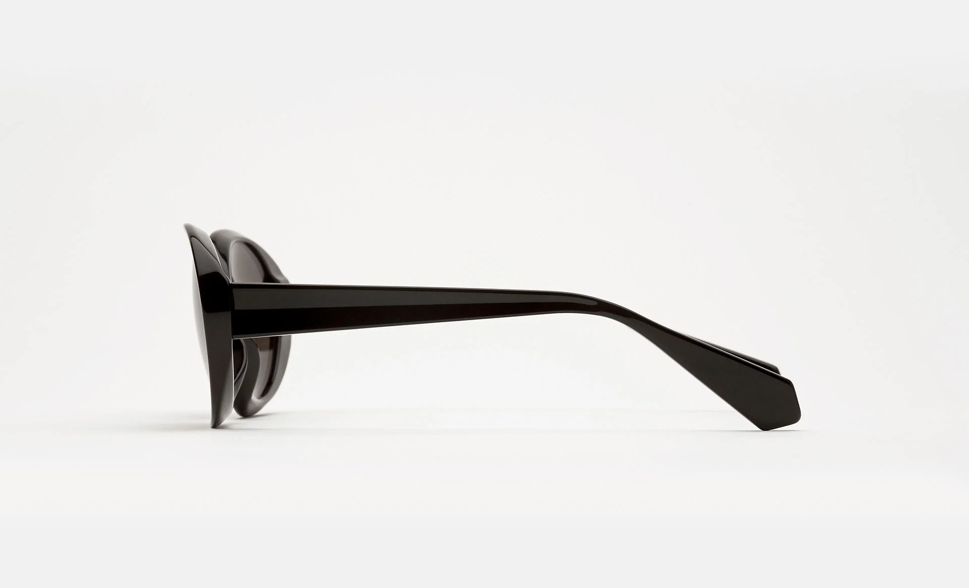 Ines Black - Image 4
