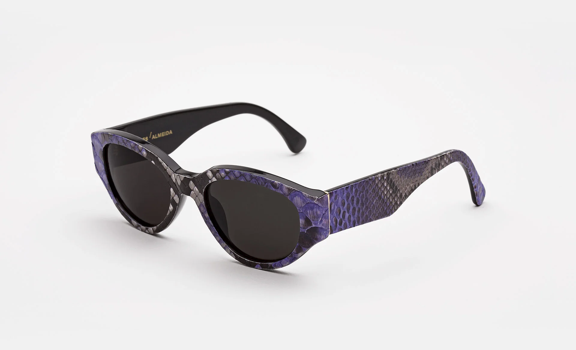 Super & Marques Almeida Violet