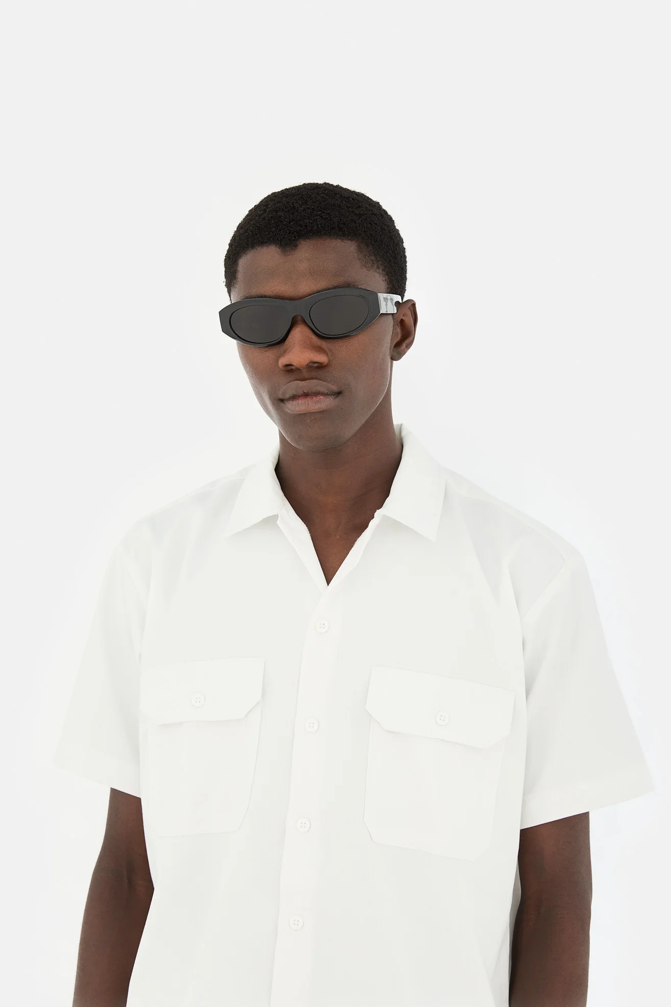Cinema Black - Image 5
